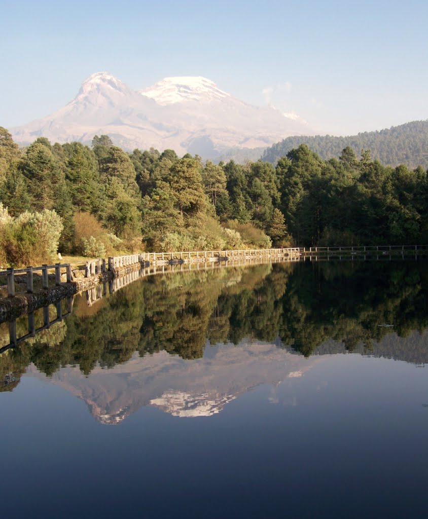 IZTACCIHUATL DESDE NEXCOLANCO by flechadelaire