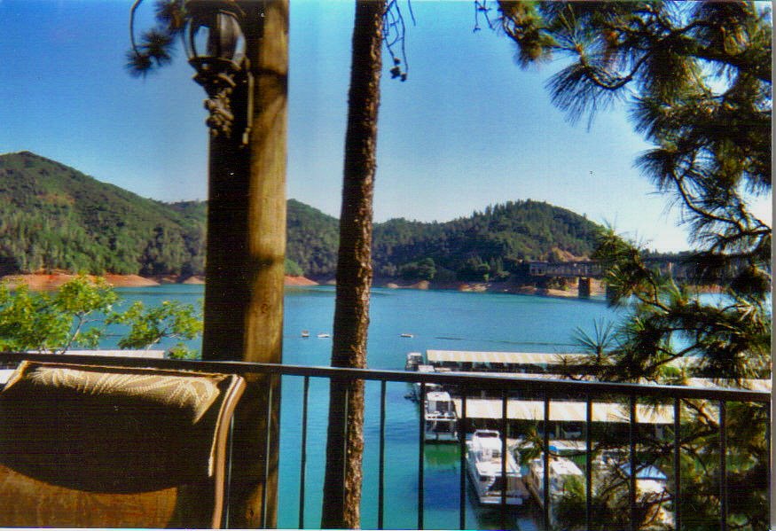 Shasta Lake from balcony by Nick5