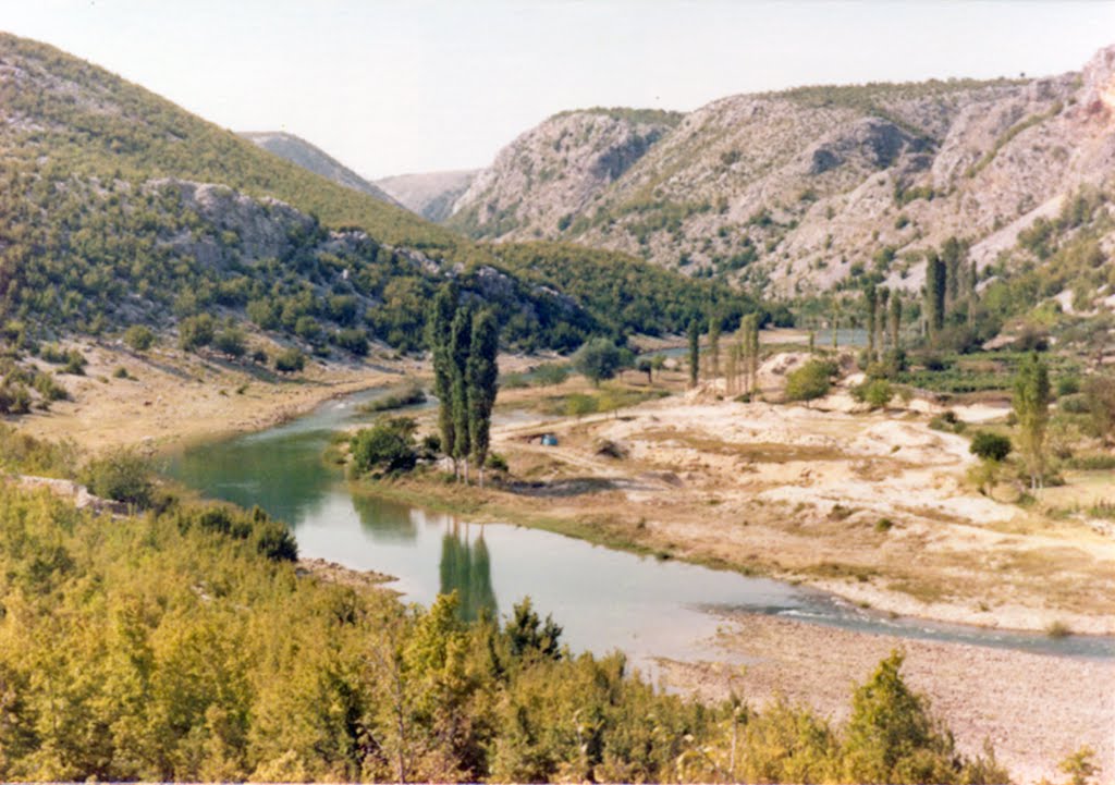 Cetina u Stružici (snimljeno 1977.) by ariva