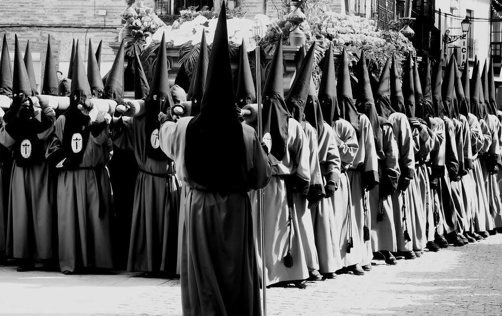 Semana santa en León by Hernán Fdez Blanco