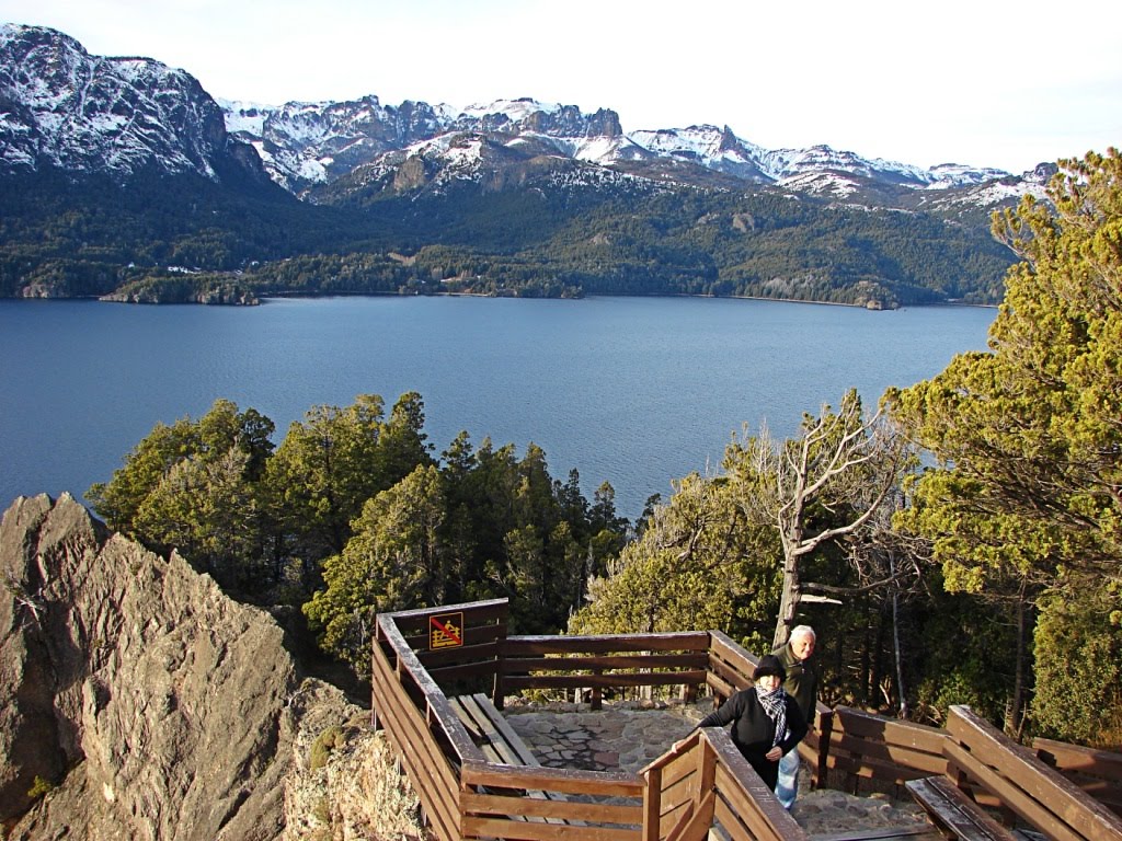 Lago "Traful" desde el Mirador "Neuquén" "Arg" by Omar Gobbi