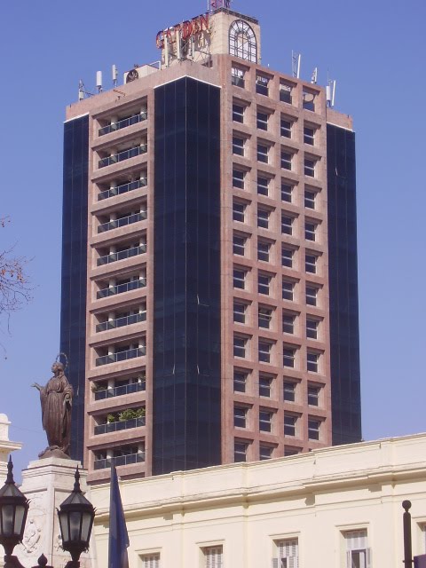 EDIFICIO TECNO by lagrimasdecocodrilo