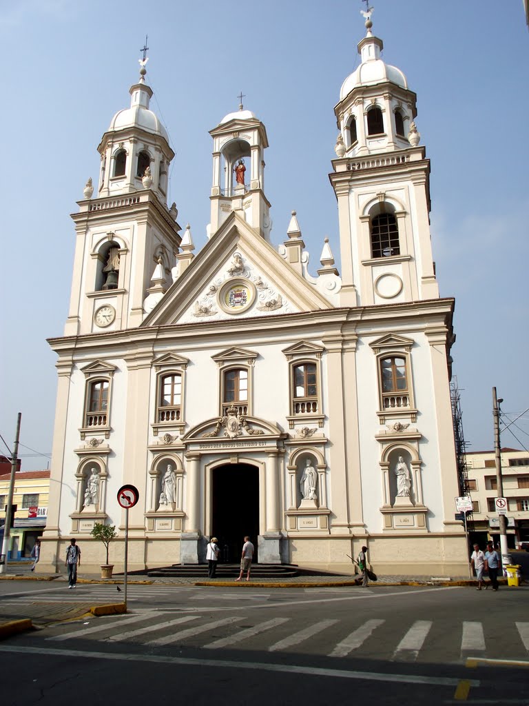 Igreja de Santo Antônio by montanha