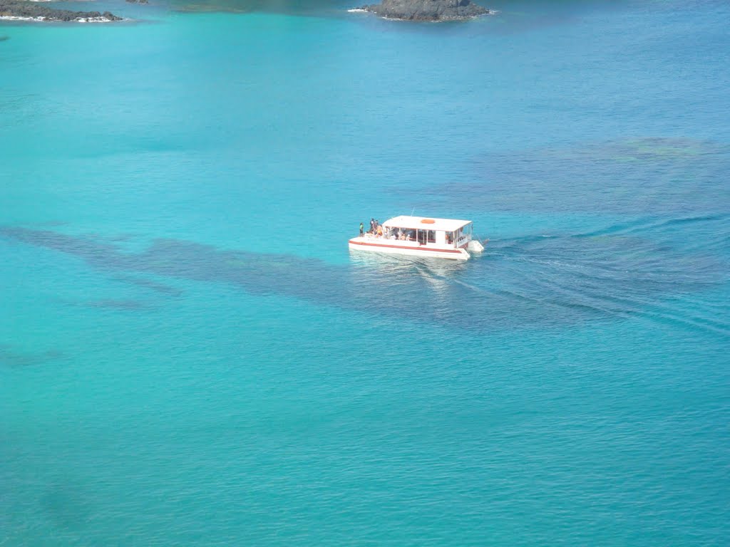 Passeando pela Ilha de Fernando de Noronha - PE by H. de Borba Jr.