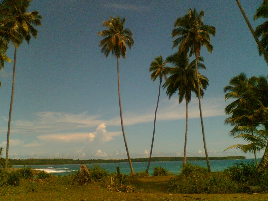 Busung beach by haris_aceh