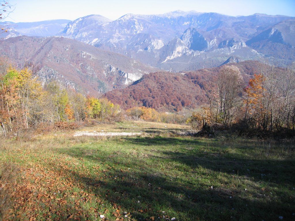 Boračko jezero paragliding start, www.vertigo-sa.com by Discball - www.vertigo-sa.com