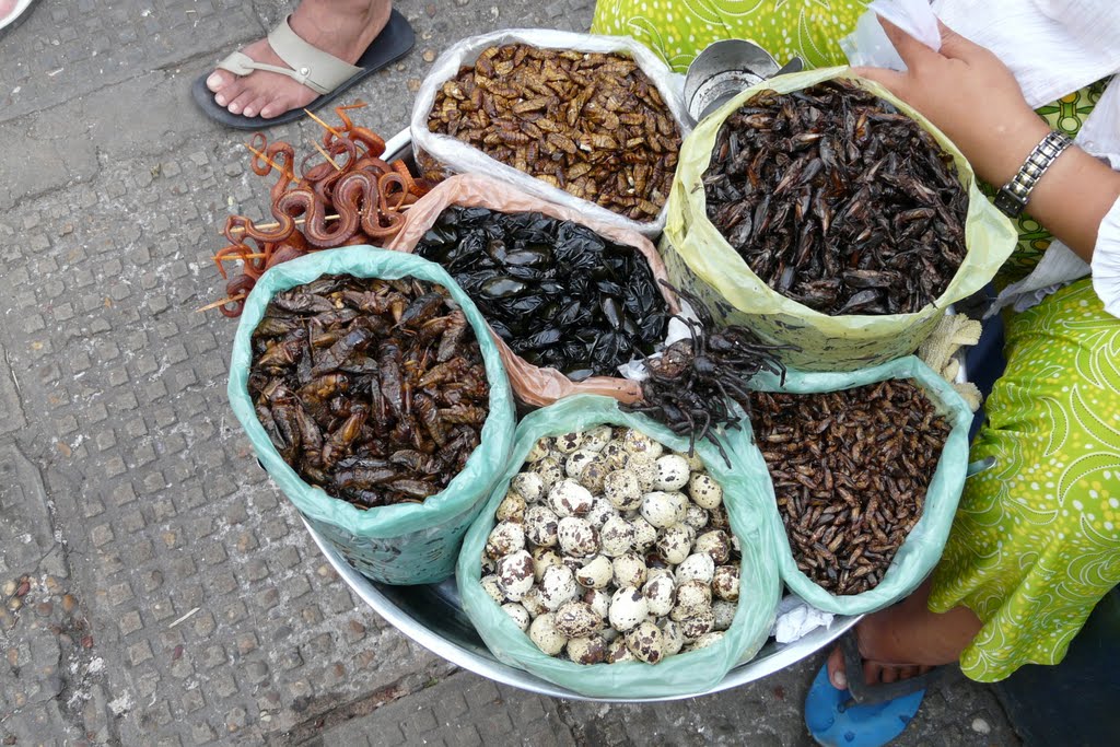 Market - Pnom Penh by Joseph-Cro