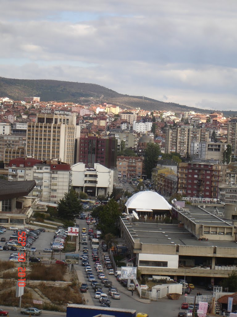 Trafiku, Prishtine, Kosove by A. Beka