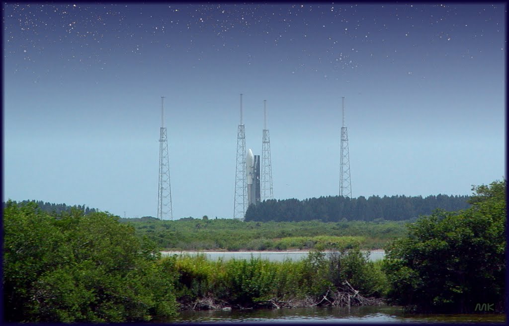 Day Before Launch (Atlas V on Launch Pad 41) by iMeik