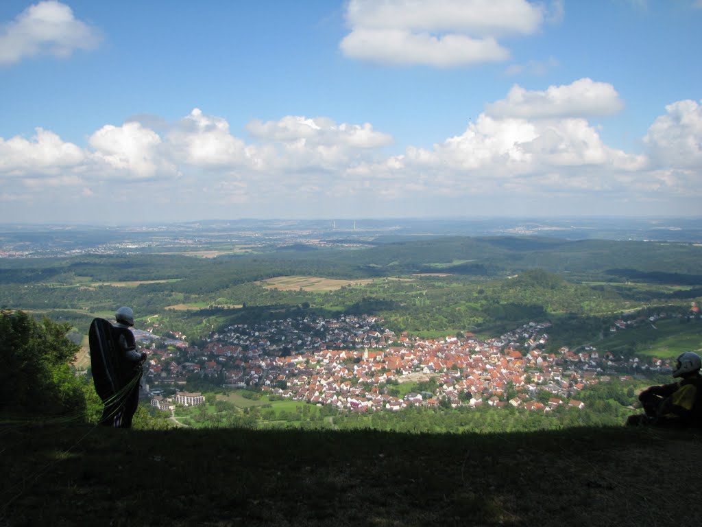 Beuren in der Nähe von Ruine Hohenneuffen by Günter König