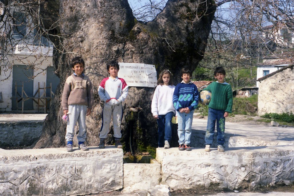 Mavrolithari - Fokida - Greece - ( friends - 1987 ) by Stefanos48gr.