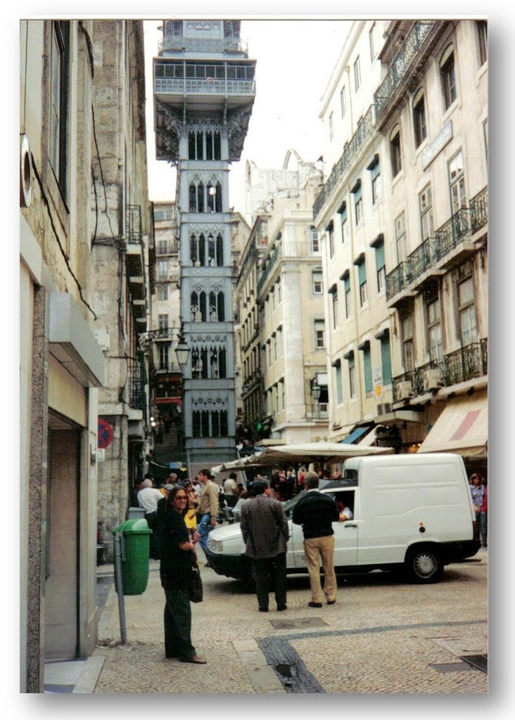 Elevador de Santa Justa, Lisboa by Rubens Craveiro