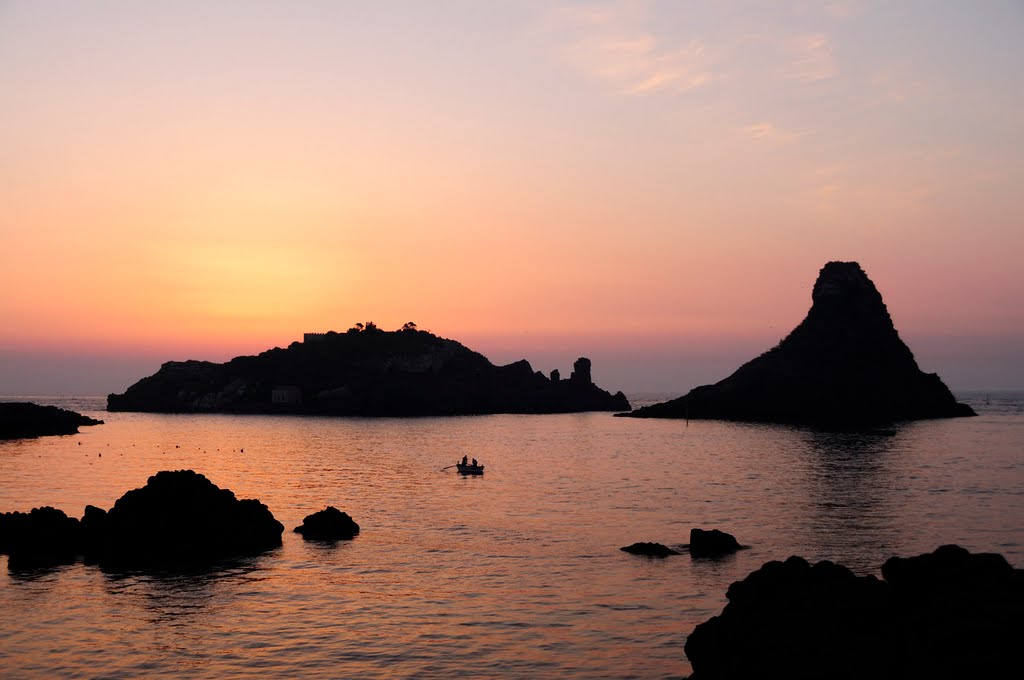 Acitrezza Cyclops Faraglioni Sicily Italy - Creative Commons by gnuckx by gnuckx