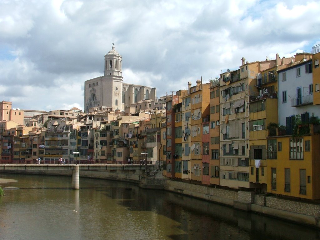 Girona by romanvaro