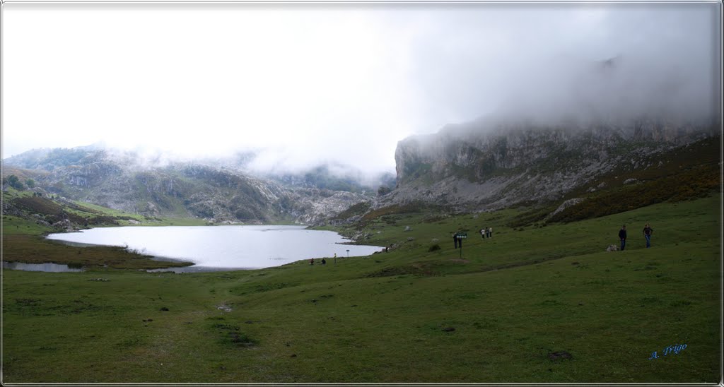 Lago de la Ercina "Picos de Europa" by A. Trigo