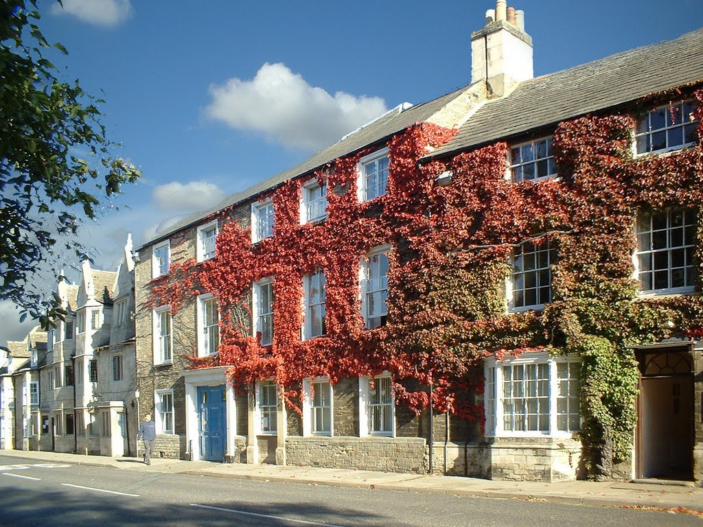 North Street, Oundle, Northamptonshire, UK by Martin Sutton