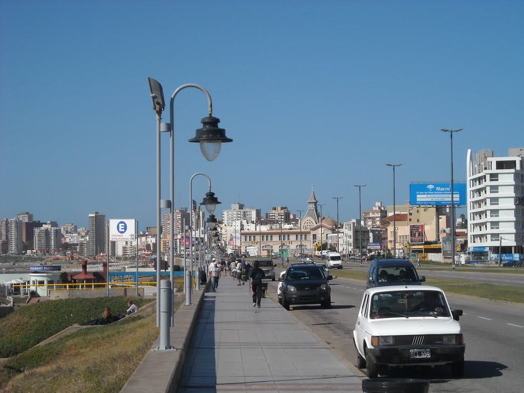 Boulevard y Strobel by Matha Burroughs