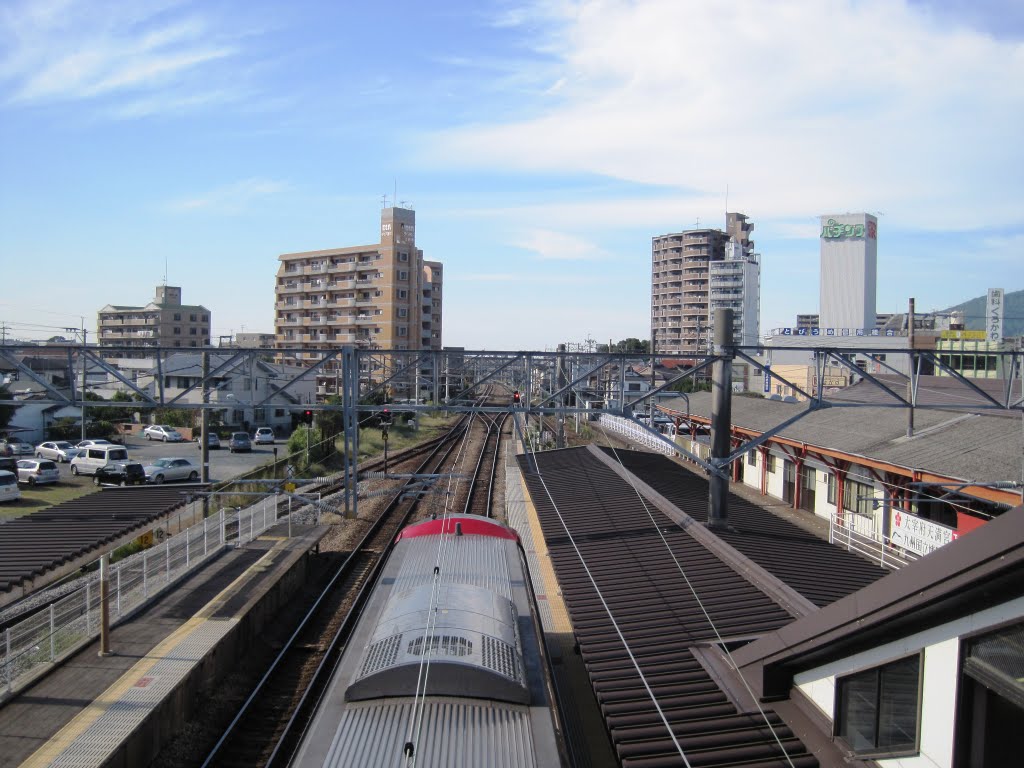 二日市駅構内 Yard of Futsukaichi Sta. by titanium22