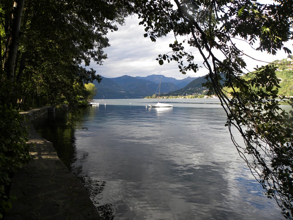 Il lago del Golfo di Bagnera (26 settembre 2010) by Marco Carnelli