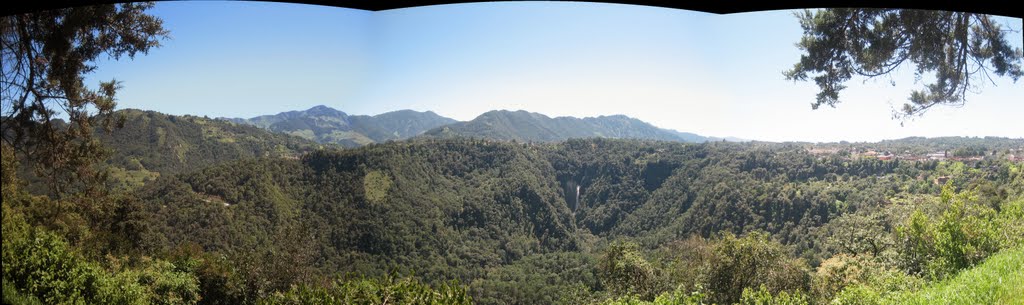 Panorámica de la cascada San Pedro-Zacatlán by yoyoclau