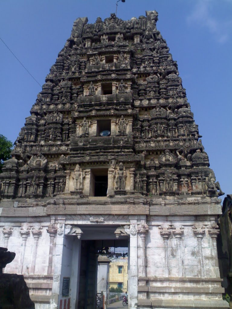 Pravalvarnaswami temple (RamaReddy) by RamaReddy Vogireddy