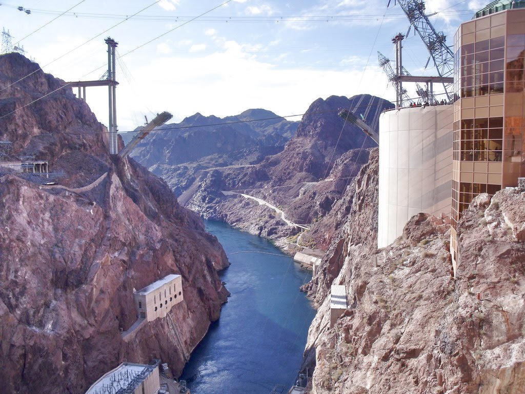 Hoover Dam by angieinuk