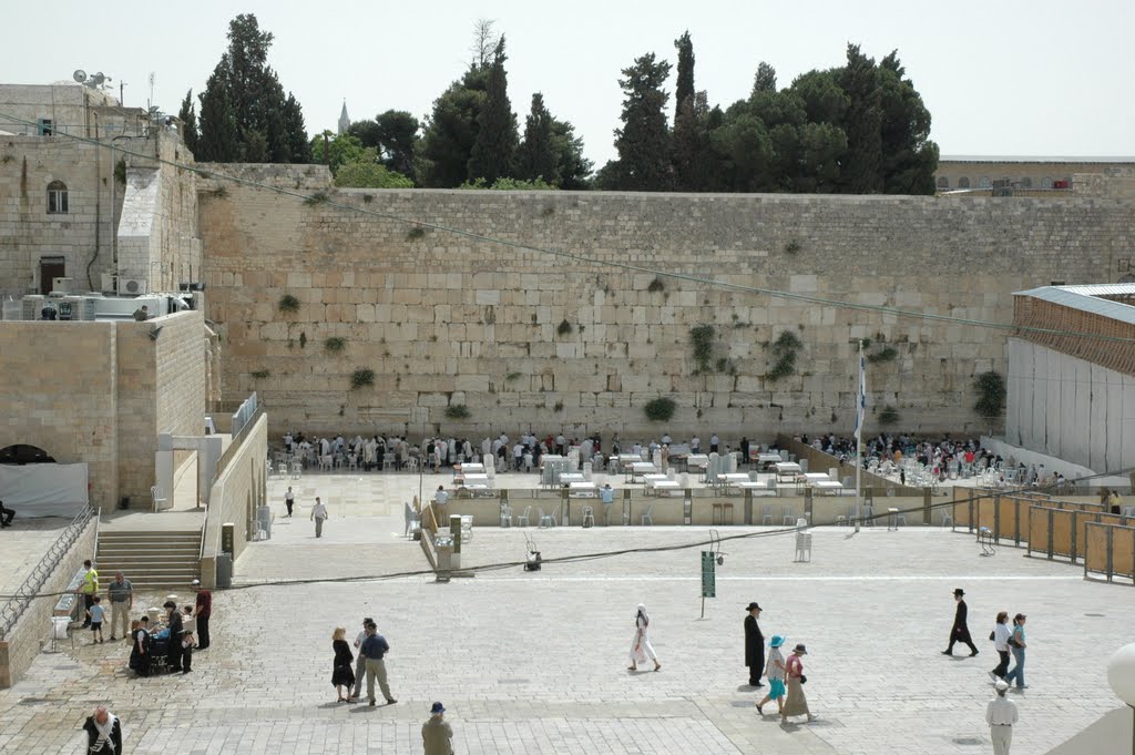 The Wailing Wall - Jerusalem by uroiz