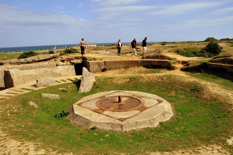 Pointe du Hoc Normandy by Zé Tó Maximiano