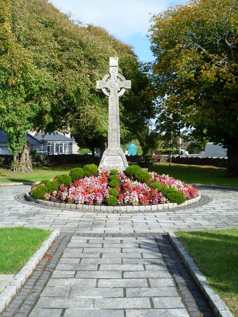 Cross on village green Clarinbridge by DSankey