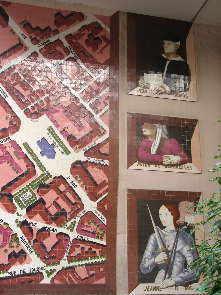 Compagnons de Jeanne d'Arc, Mosaique du quartier de la Gare, 73 rue Clisson by Goyan