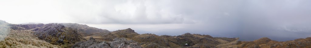 Panoramica en la cima de las sierras de Merlo by Ale Argento