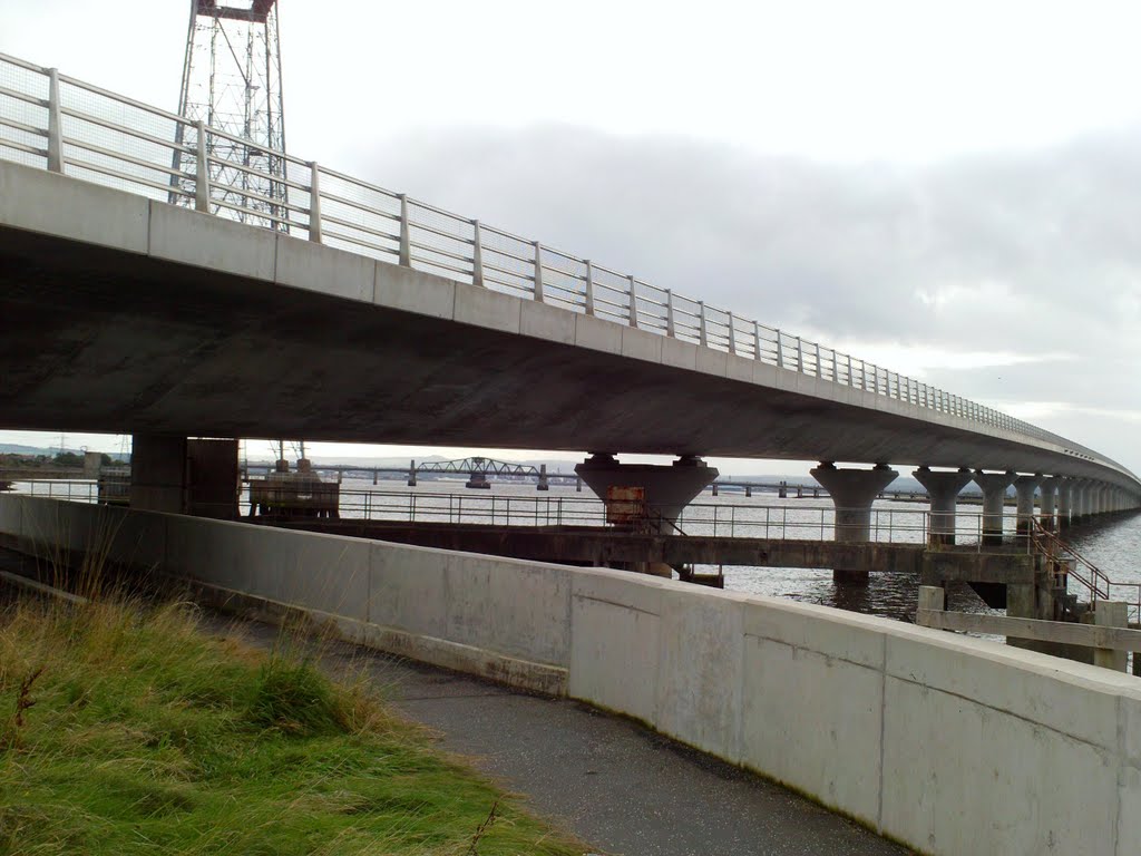 Two bridges,Kincardine.(220) by Portmoreloch