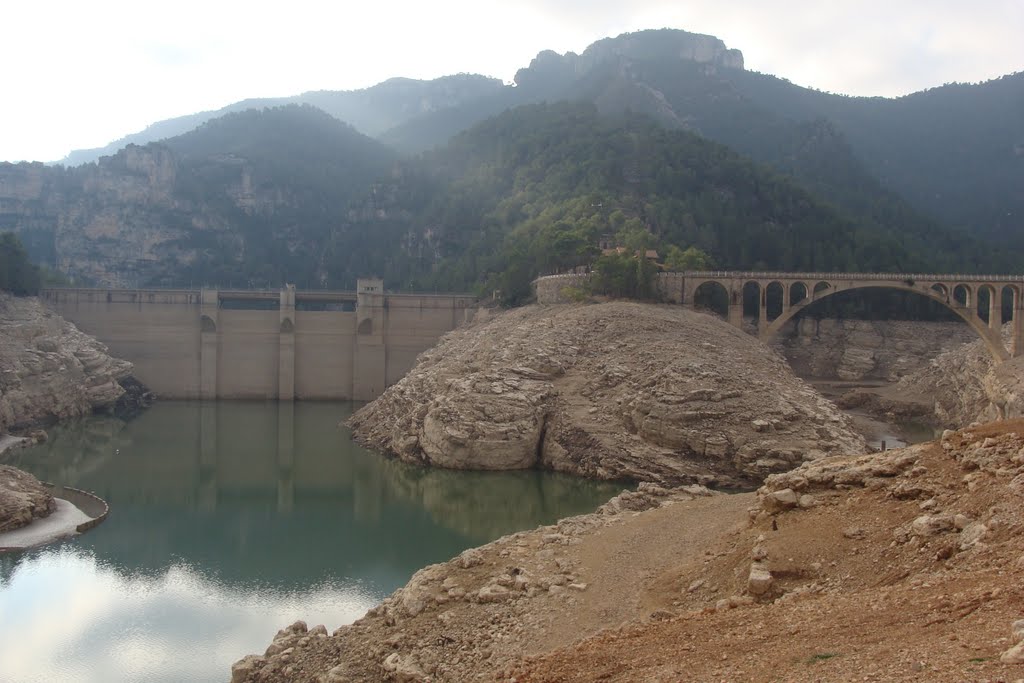 Pantano de Ulldecona (con poca agua) by MIGUELGF