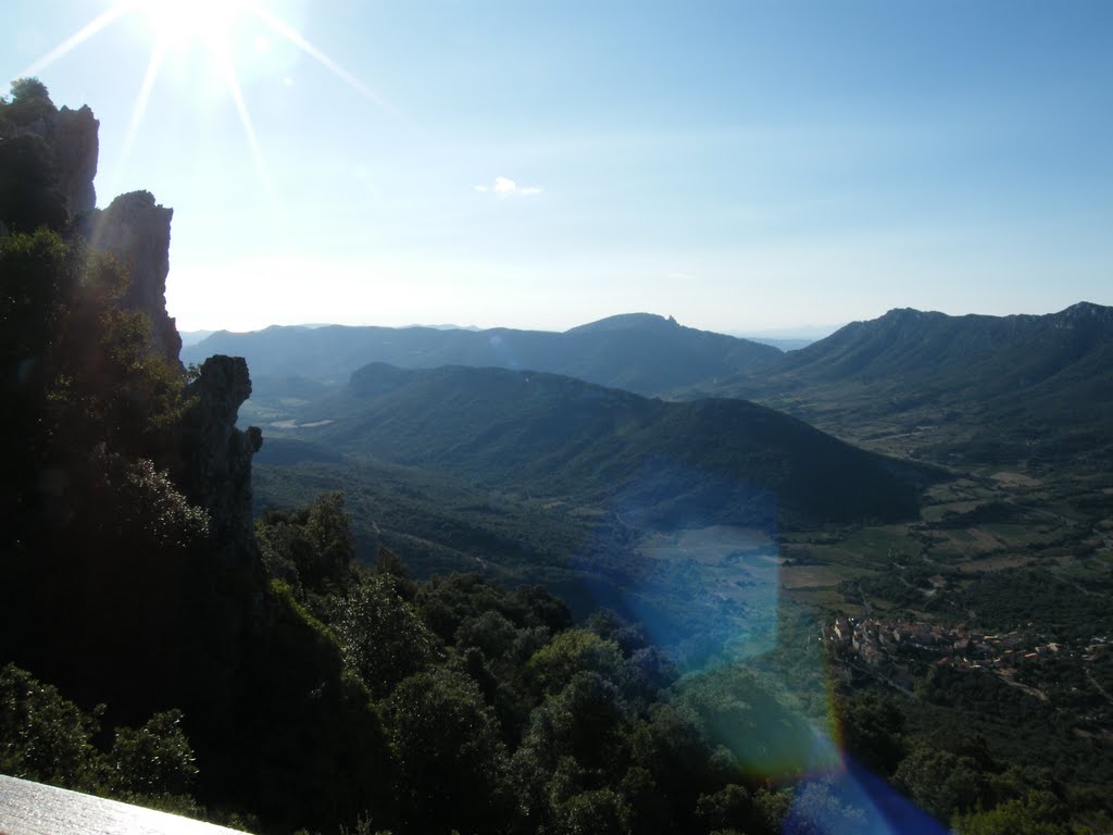 Chateau Peyrepertuse by Gomez_der_pommez