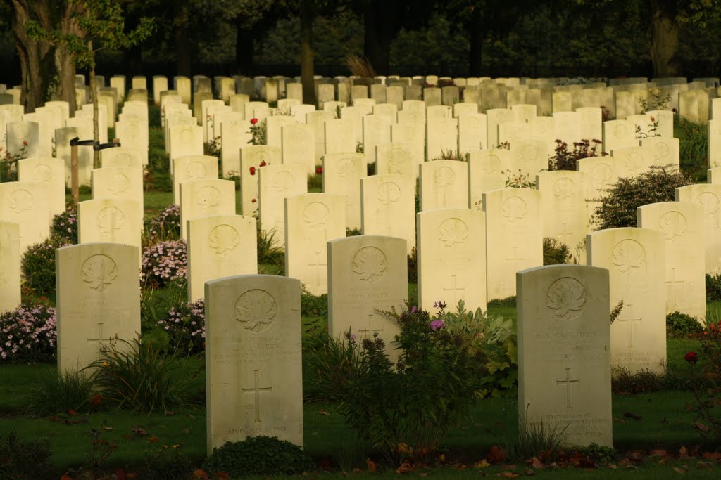 Canadian War Cemetery by cuyfje