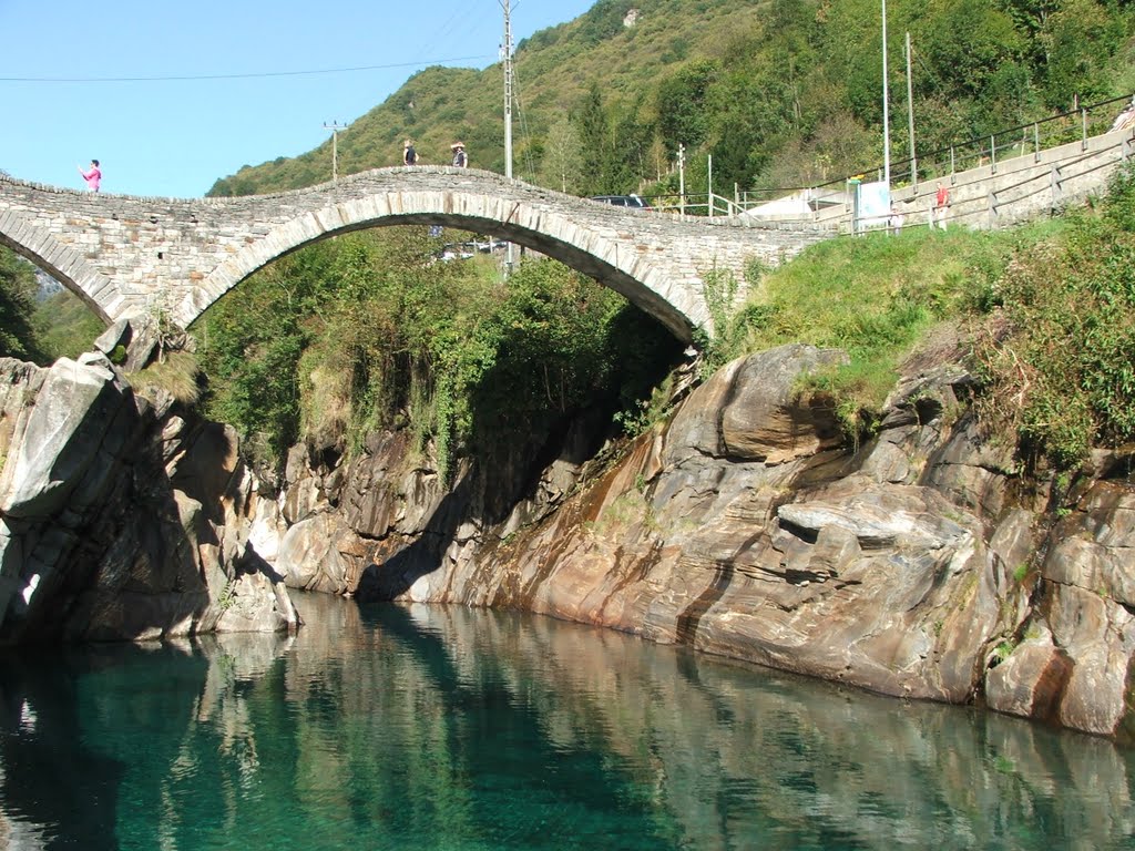 Ponte dei Salti by Familie Pustylnik