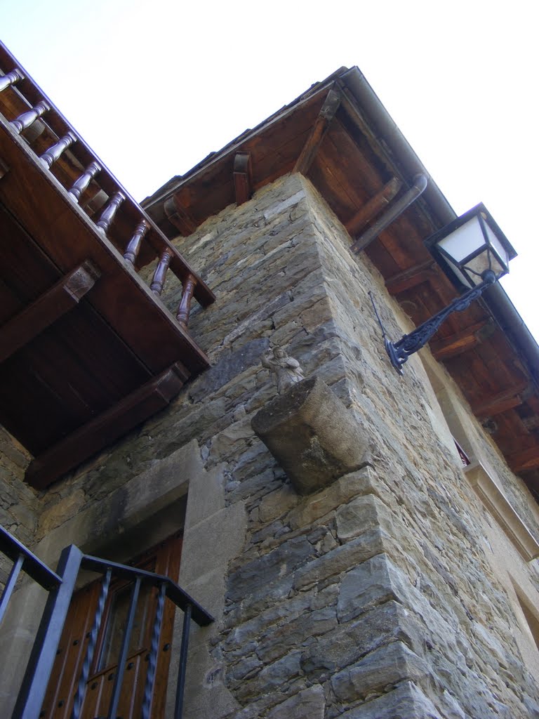 Detalle casas de Rupit, Barcelona by hilberg