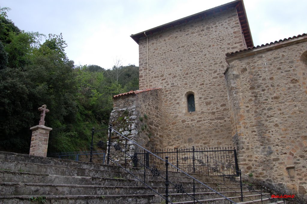 Monasterio Santo Toribio de Liébana (Cantabria) by Bullons