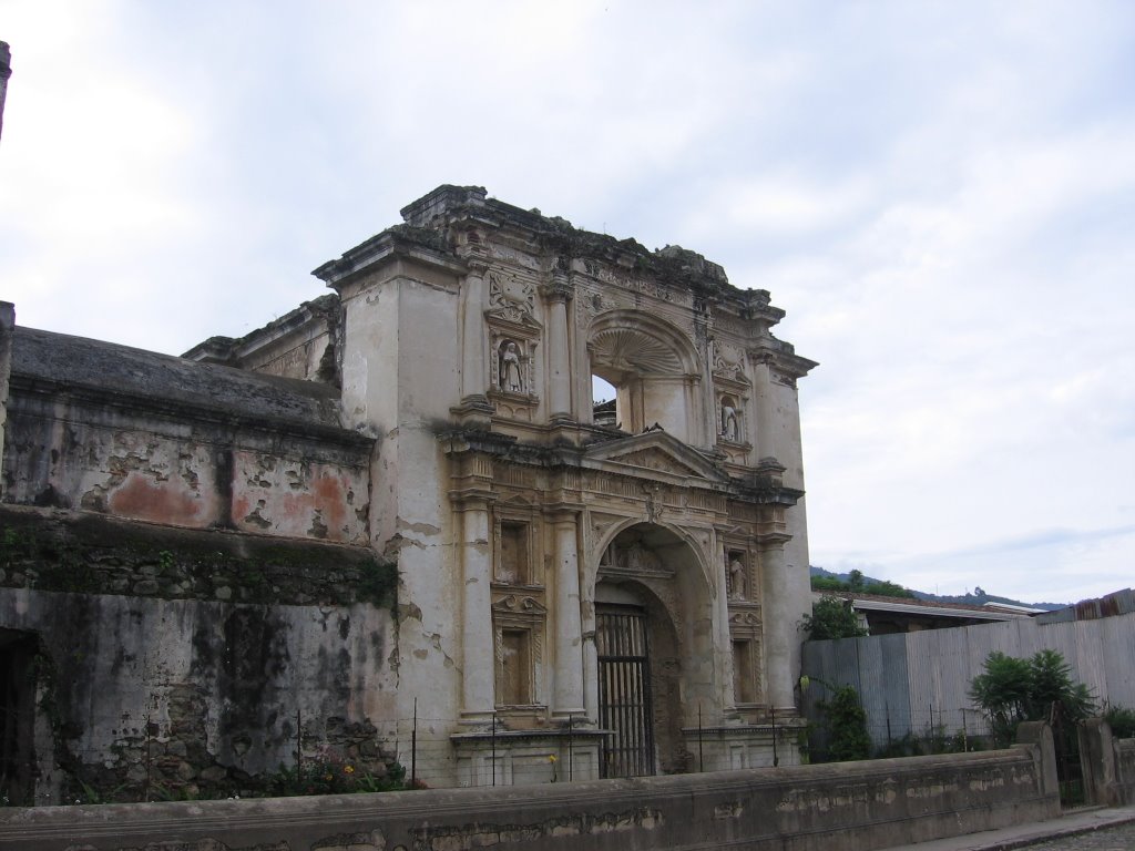 Templo Santa Teresa-Antigua by alitomar