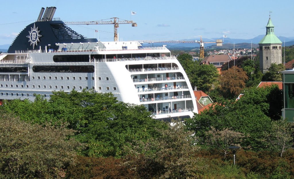 Vågen Stavanger by Anders P H Jacobsen