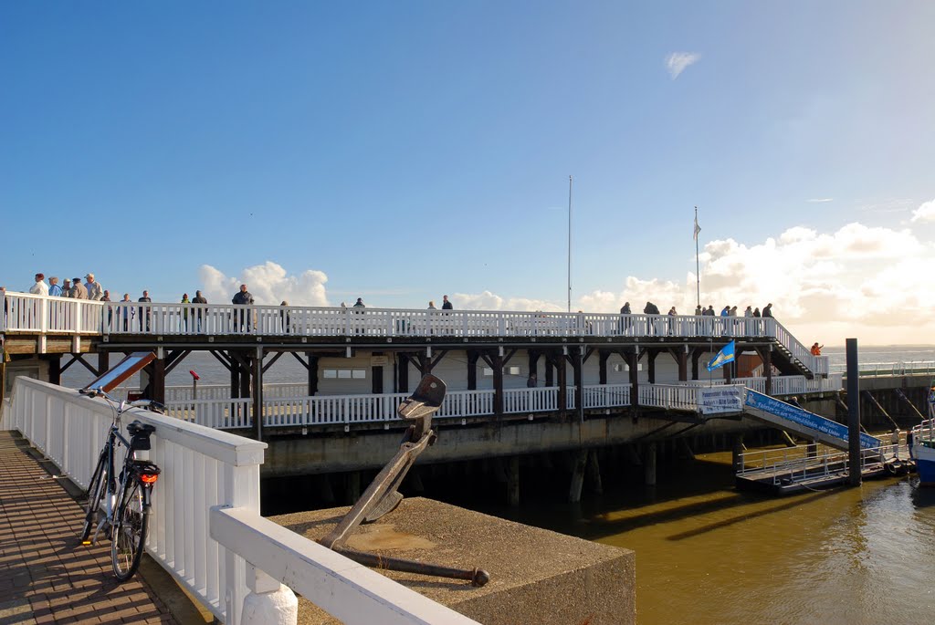 " Alte Liebe " in Cuxhaven by Achim Lückemeyer