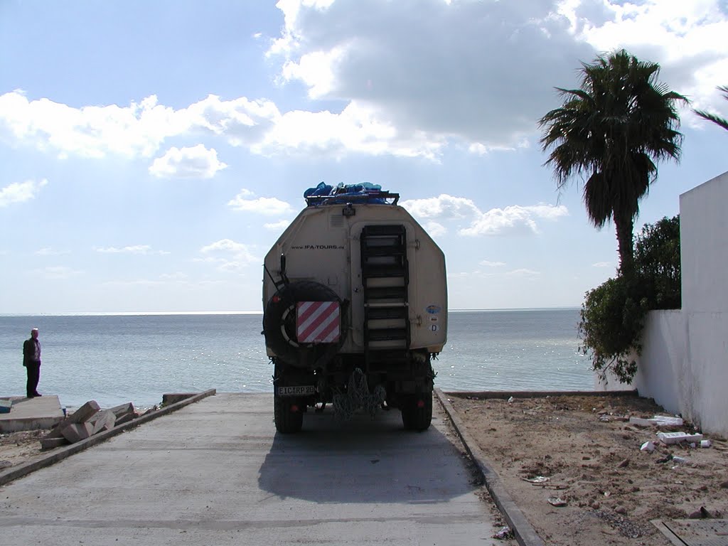 Tunesien - Am Strand von Hammamet by Renato Pietsch