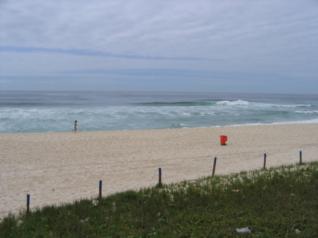 Copacabana , Rio , Brasil . by s_gozler