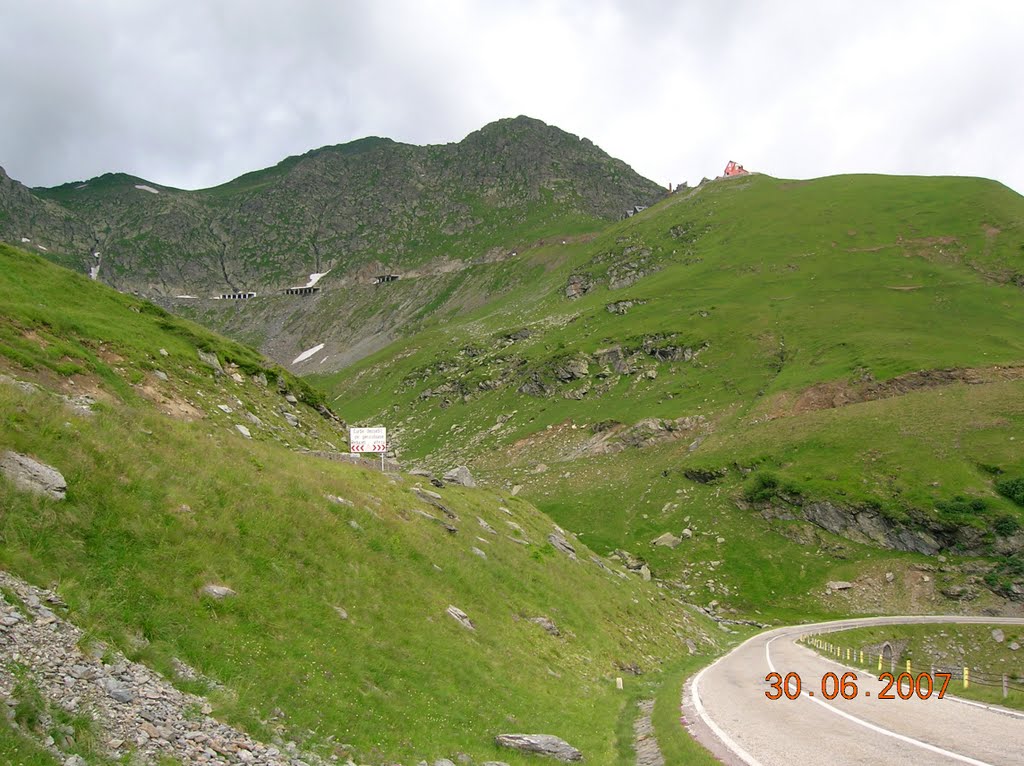 Transfagarasan by raduconstantin