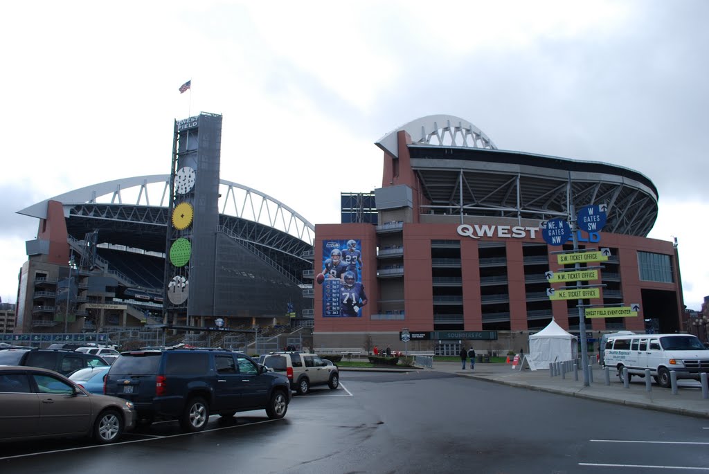 Qwest field by dschmitz