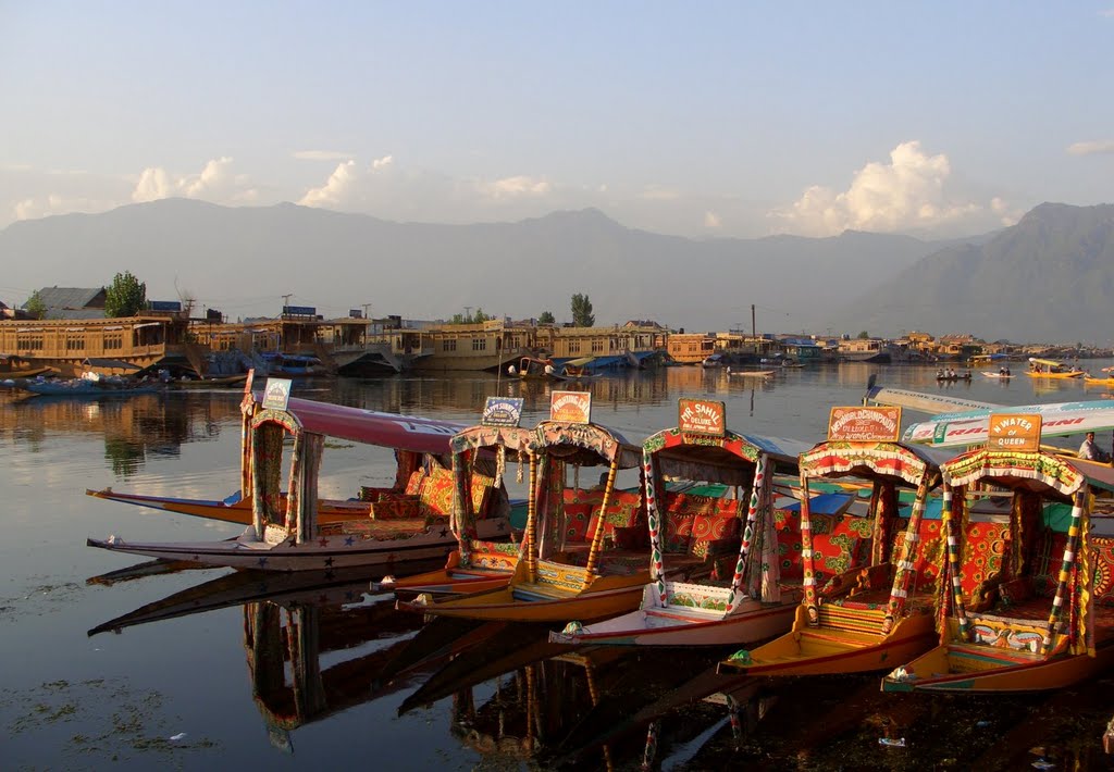 Dal Lake, Srinagar, India by russian_flower