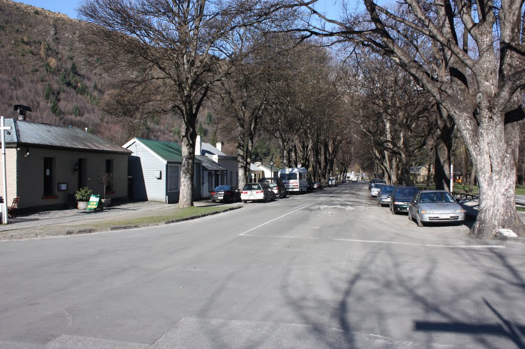 Arrowtown Street by Steve Busson