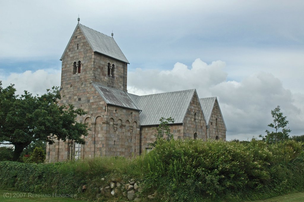 Hee Kirke by Reinhard Hunscher