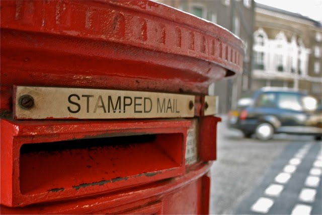 London's Mail Box by Scolomind