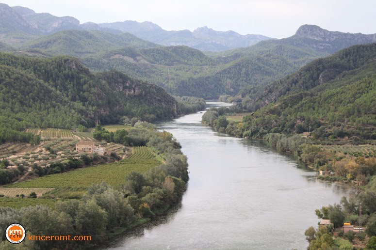 El río Ebro by Kmcero MotoTours